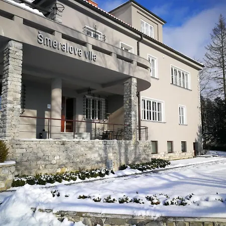 Smeralova Vila 3*